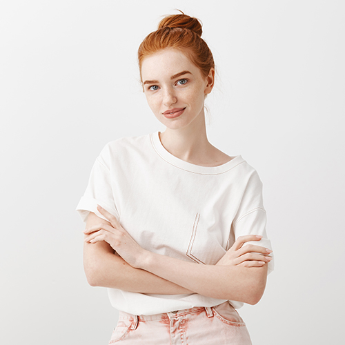 ready-to-listen-your-suggestion-portrait-of-confid-3WL2UEQ